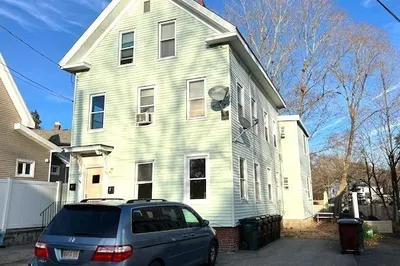 1 Cedar Ct