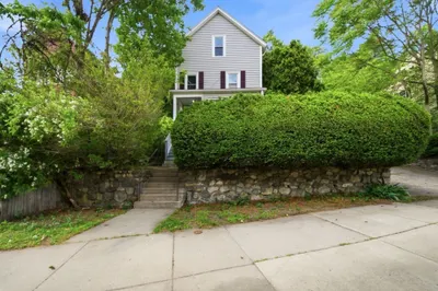 722 Highland Ave 1