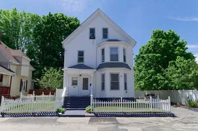 17-19 Kingman St