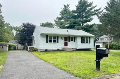 50 Gates Ave