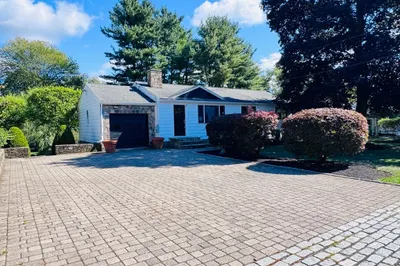 8 Cedar St