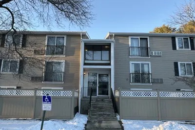 23 Village Rock Lane #15