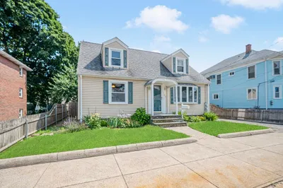 149 Sweet Ave