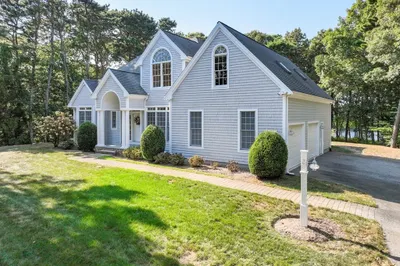 3 Eldridge Pond Rd 1