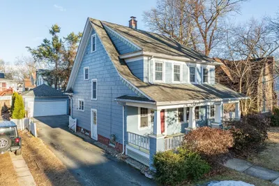 53 Eckington St