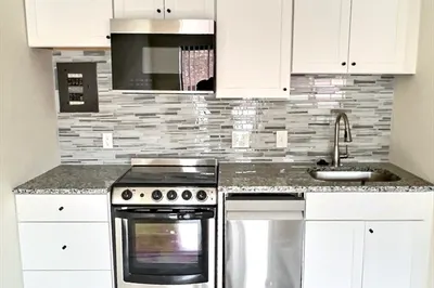 1039 Commonwealth Ave #16 1