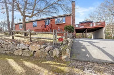 16 Great Rock Road 1