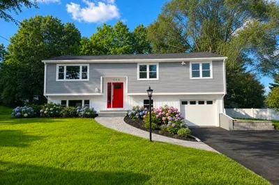 193 Charles Circle 1