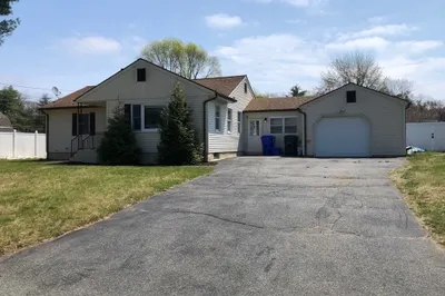 61 Southern Rd