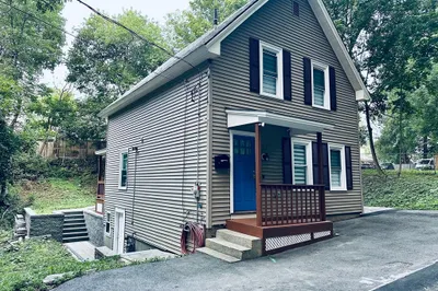 112 Hazel St