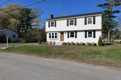 74 Sherwood Cir 1