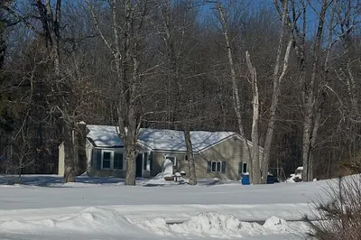 1548 Main St