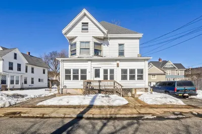 1007 Foster Street 1
