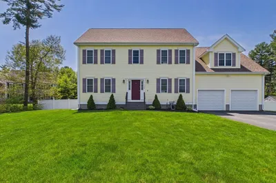 136 Forbes Rd 1