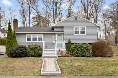 19 Pine Rd.