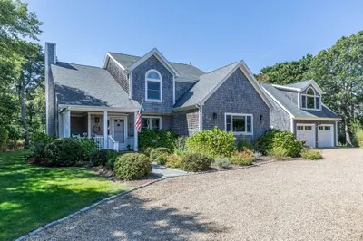 8 Old Dunhams Corner Way