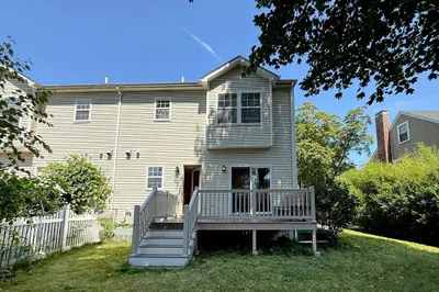 52 Grant St #52