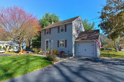 2 Marion Avenue