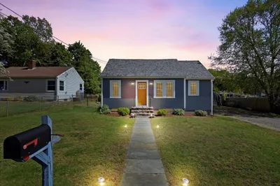 876 Autumn Street