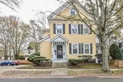 26 Avon St. 2F St #2F