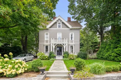 247 Kent Street #247 1