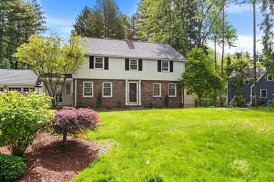 30 Meadow Dr 1