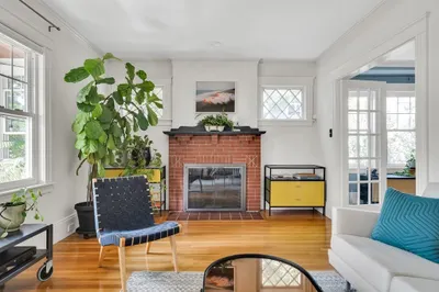 133 Warren St #1 1