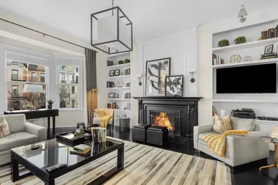 357-359 Beacon St #3 1