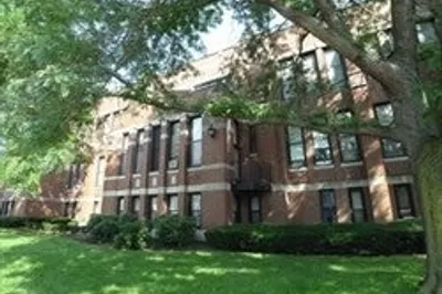 60 Gibson St #305 1