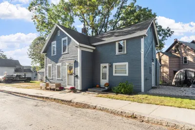 68 Leonard St 1