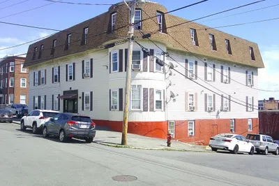30-32 High St 1