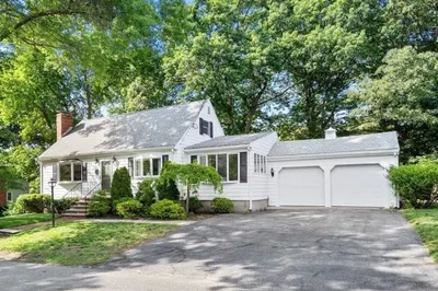 3 Drummond Rd