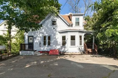 69 Franklin St 1