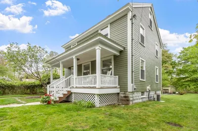31 Rogers St