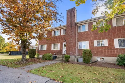 17 Bayberry Dr #1 1