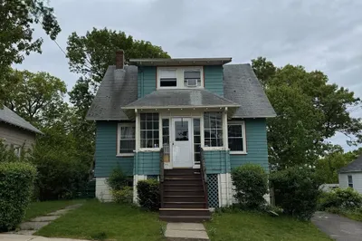194 Fells Ave