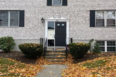 199 Lake Shore Road #2B