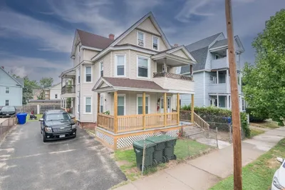 10 Revere St 1
