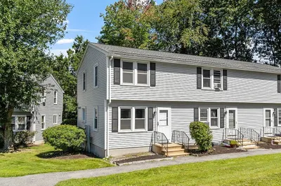 270 Sunderland Rd #19 1