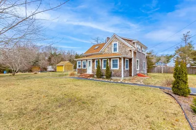 137 Fearing Hill Rd