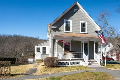 30 Brickett Ave