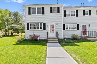 2697 Cranberry Hwy #9