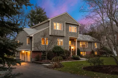 81 Woodfall Road 1