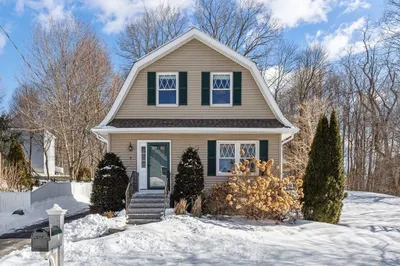 9 Lyman Street 1