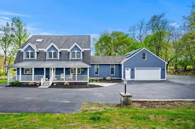 260 Willow Ave