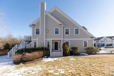 1107 Hampton Way #1107 1
