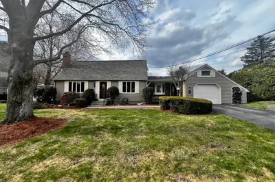 6 Mayfield Rd 1