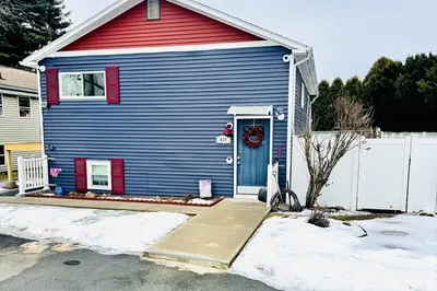 439 Oldfield Rd 1