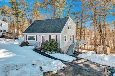 34 Schofield Dr