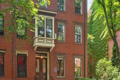 66 Rutland St